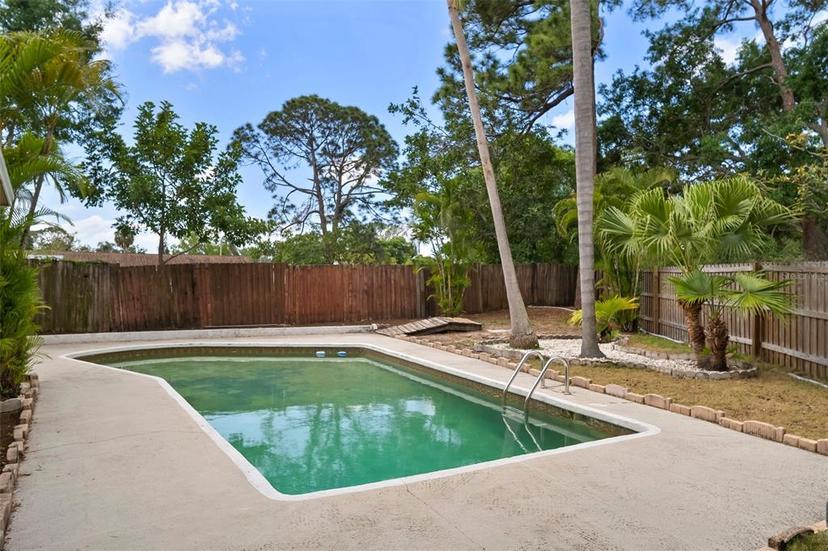 Picture of 7020 Oakview Circle, Tampa FL 33634