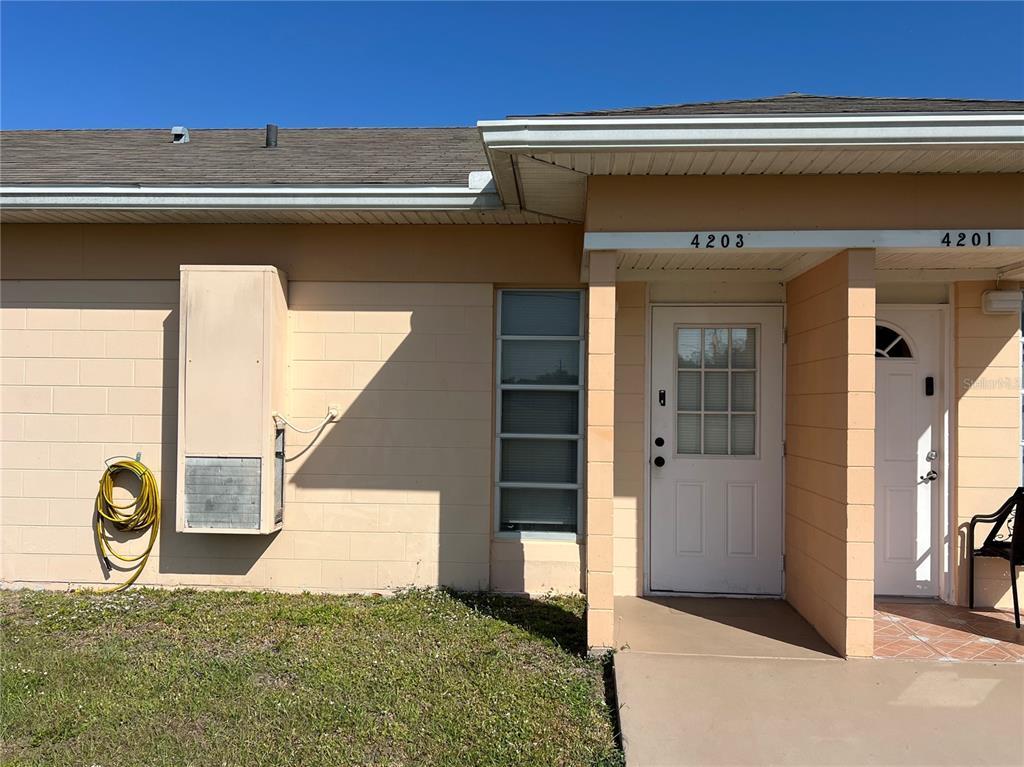 Picture of 4203 Club Circle, Lake Wales, FL 33898