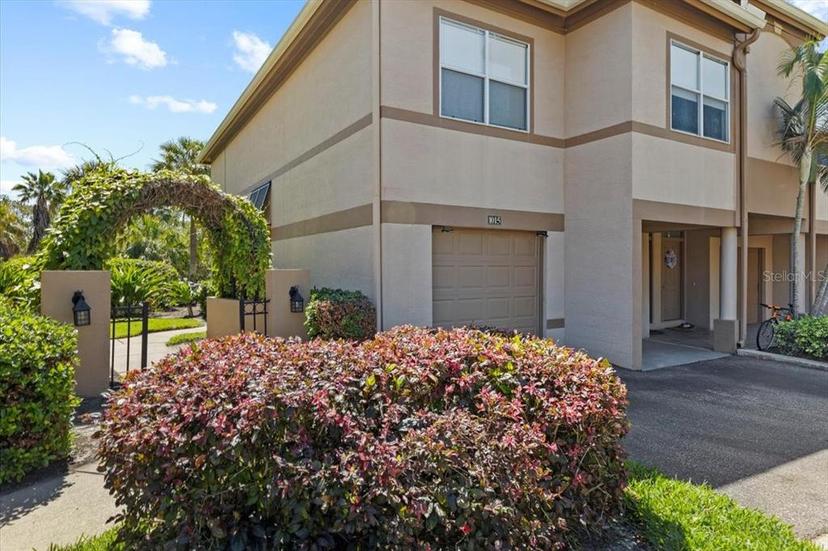 Picture of 1015 Normandy Trace Road, Tampa FL 33602