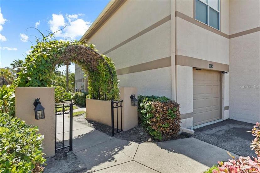 Picture of 1015 Normandy Trace Road, Tampa FL 33602
