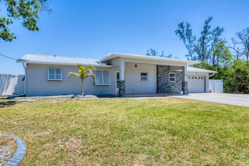 Picture of 150 Crestview Drive, Englewood FL 34223