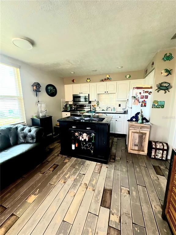 Picture of 4350 Tahitian Gardens Circle Unit A, Holiday FL 34691