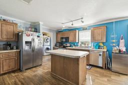 Picture of 11209 Jim Jordan Road, Dade City, FL 33525