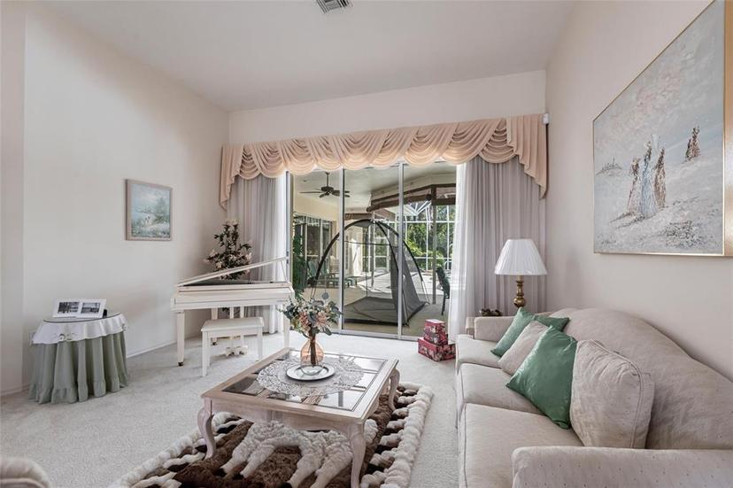 Picture of 832 Carnoustie Drive, Venice FL 34293