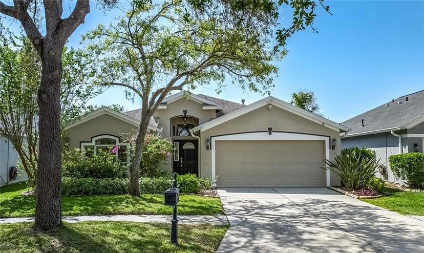 Picture of 9932 Stockbridge Drive, Tampa FL 33626