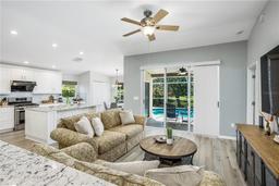 Picture of 9932 Stockbridge Drive, Tampa, FL 33626