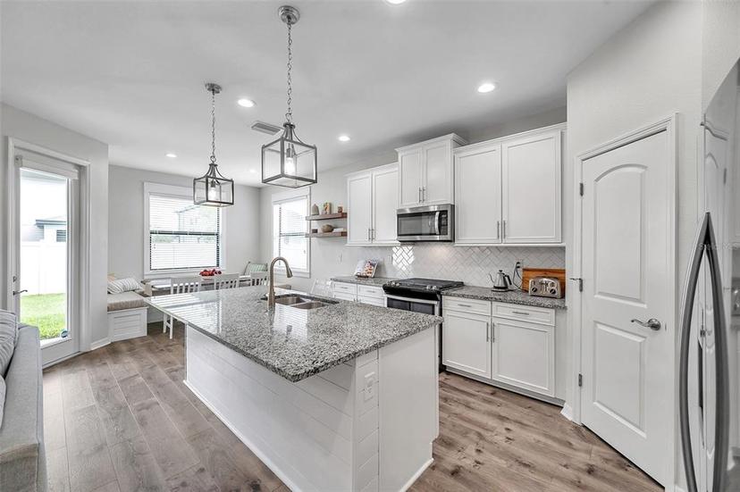 Picture of 12280 Lyon Pine Lane, Odessa FL 33556
