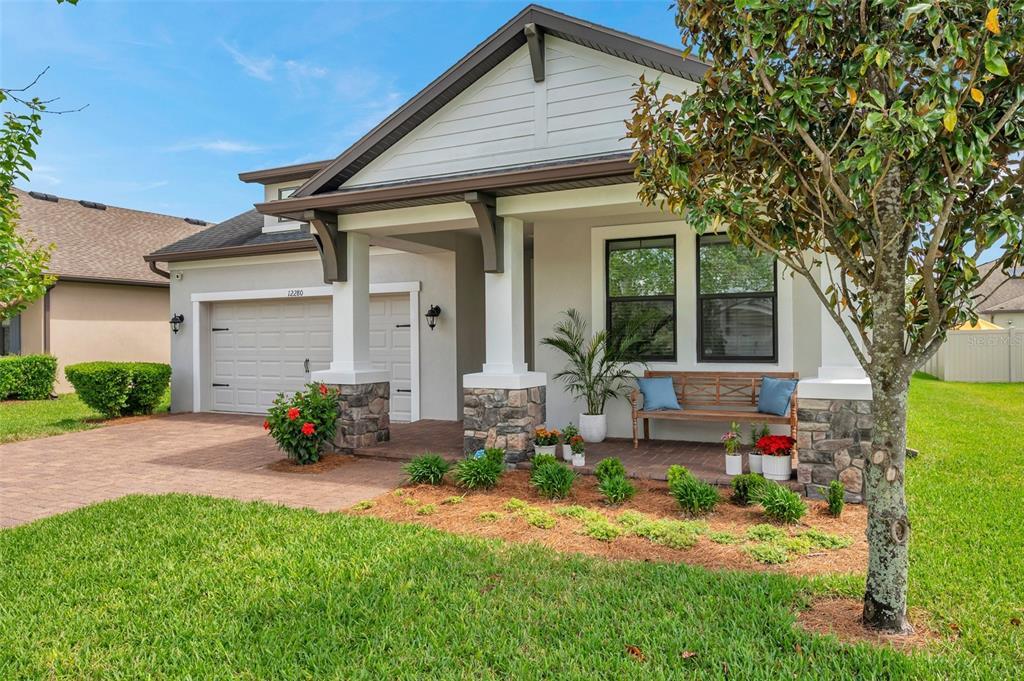 Picture of 12280 Lyon Pine Lane, Odessa, FL 33556