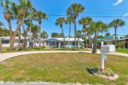 Picture of 918 E 2Nd Avenue, New Smyrna Beach, FL 32169