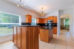 Picture of 10045 Autumn Creek Lane, Orlando, FL 32832