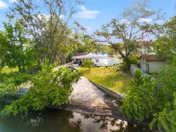 Picture of 8615 Jackson Springs Road, Tampa, FL 33615