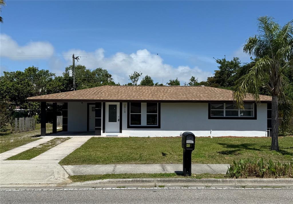 Picture of 2919 Bayshore Gardens Parkway, Bradenton, FL 34207