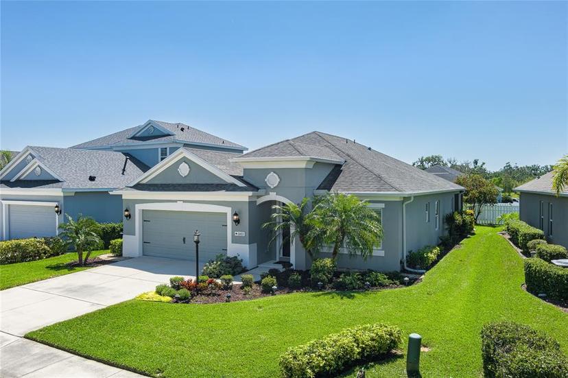 Picture of 11021 Blue Magnolia Lane, Parrish FL 34219