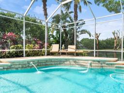 Picture of 2221 Climbing Ivy Drive, Tampa, FL 33618