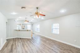 Picture of 250 E 20Th Avenue, Mount Dora, FL 32757