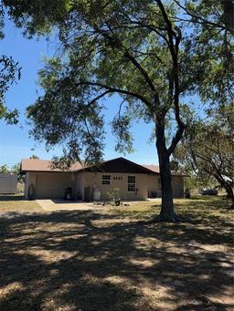Picture of 8955 Rhoden Loop Road W, Fort Meade, FL 33841