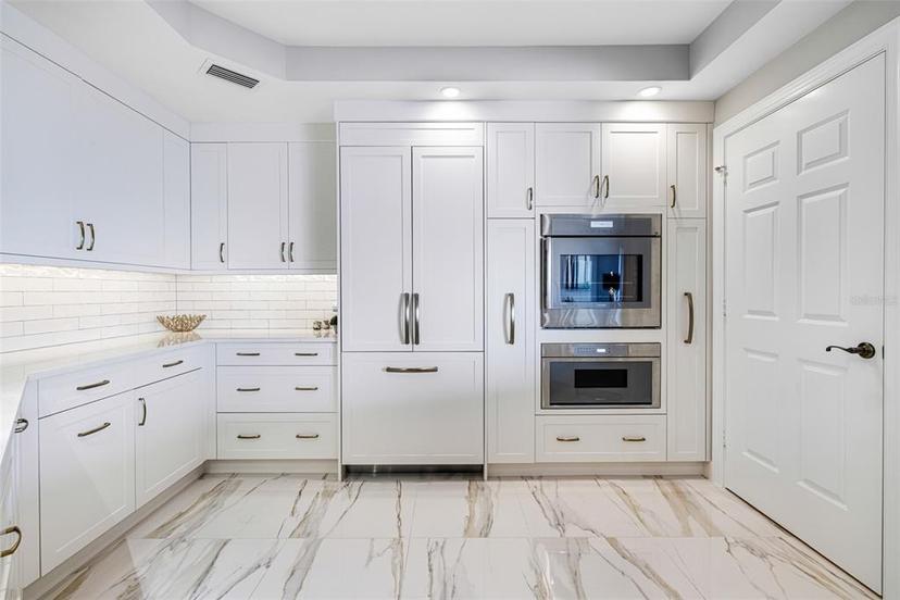 Picture of 2745 1St Street Unit 1402, Fort Myers FL 33916