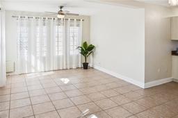 Picture of 813 89Th Avenue N, St Petersburg, FL 33702