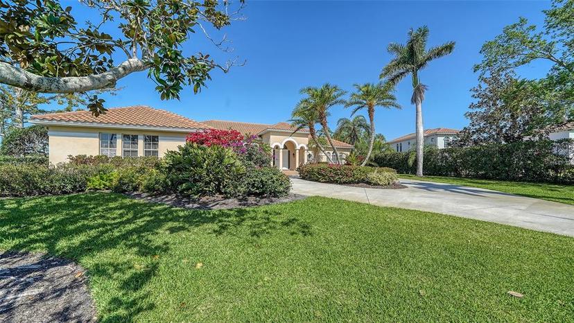 Picture of 2924 Jeff Myers Circle, Sarasota FL 34240