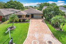 Picture of 571 Saint Andrews Rd, Winter Haven, FL 33884