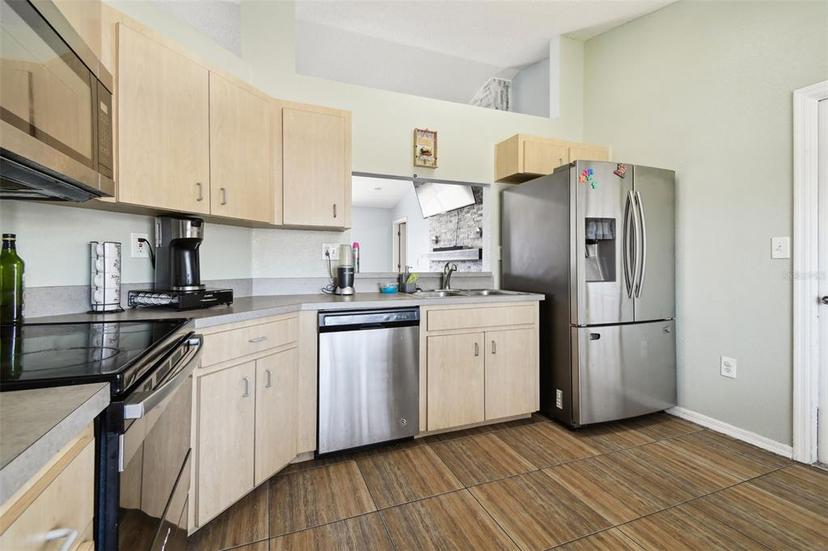 Picture of 4889 Myrtle View Drive N, Mulberry FL 33860