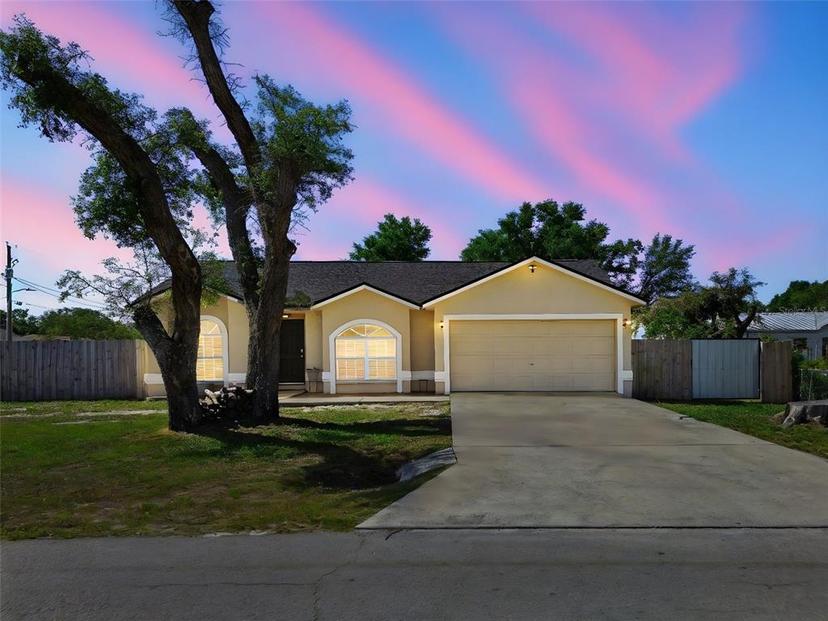 Picture of 4889 Myrtle View Drive N, Mulberry FL 33860