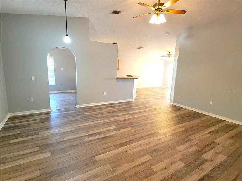 Picture of 12925 Parkington Drive, Gibsonton FL 33534