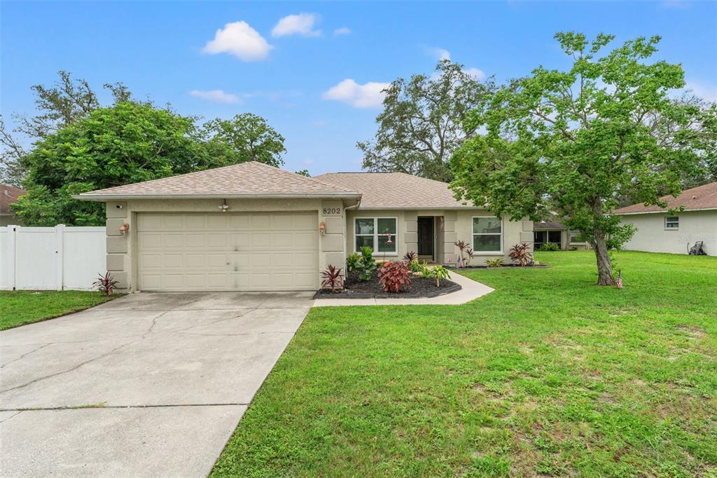 Picture of 8202 Spanish Oak Drive, Spring Hill, FL 34606