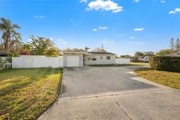 Picture of 8801 Sunlit Cove Drive Ne, St Petersburg, FL 33702