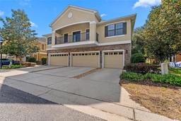 Picture of 5717 Kingletsound Place, Lithia, FL 33547