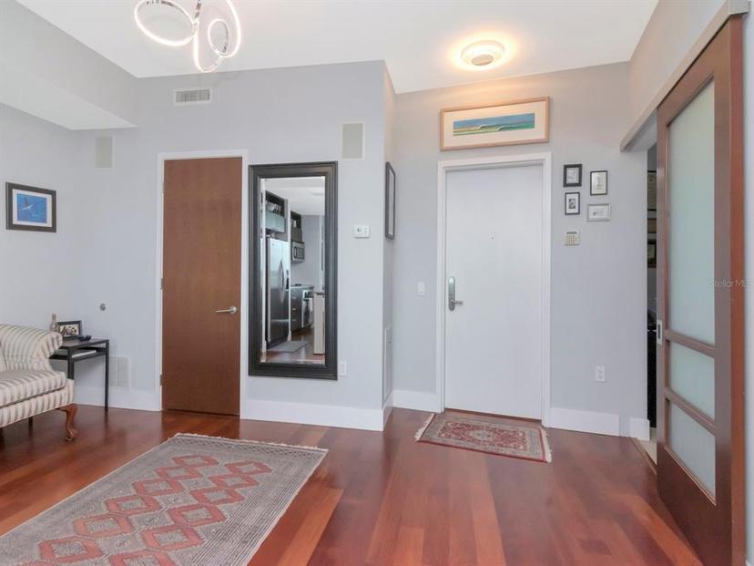 Picture of 912 Channelside Drive Unit 2501, Tampa FL 33602