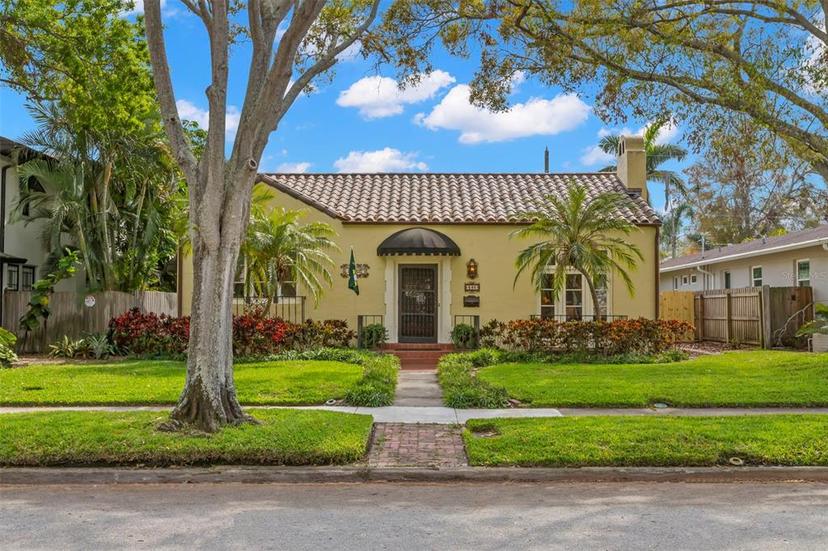 Picture of 646 16Th Avenue Ne, St Petersburg FL 33704
