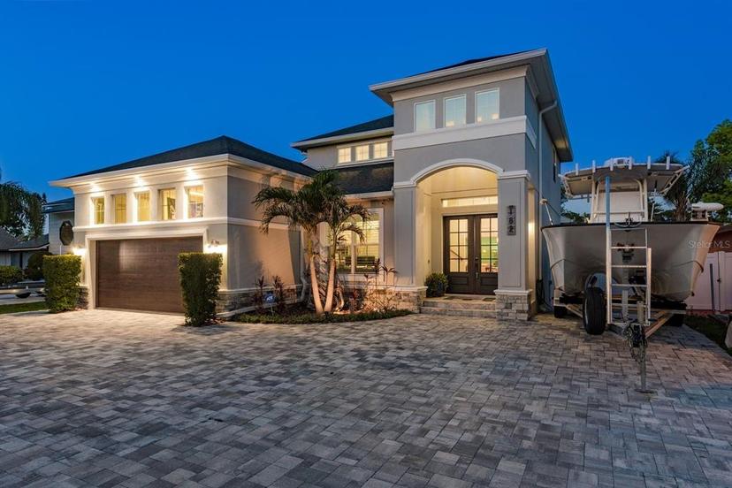 Picture of 182 E Canal Drive, Palm Harbor FL 34684