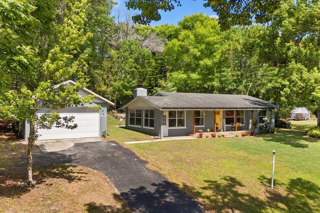 Picture of 7115 Lake Ola Drive, Mount Dora, FL 32757