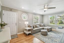 Picture of 2815 W Estrella Street, Tampa, FL 33629