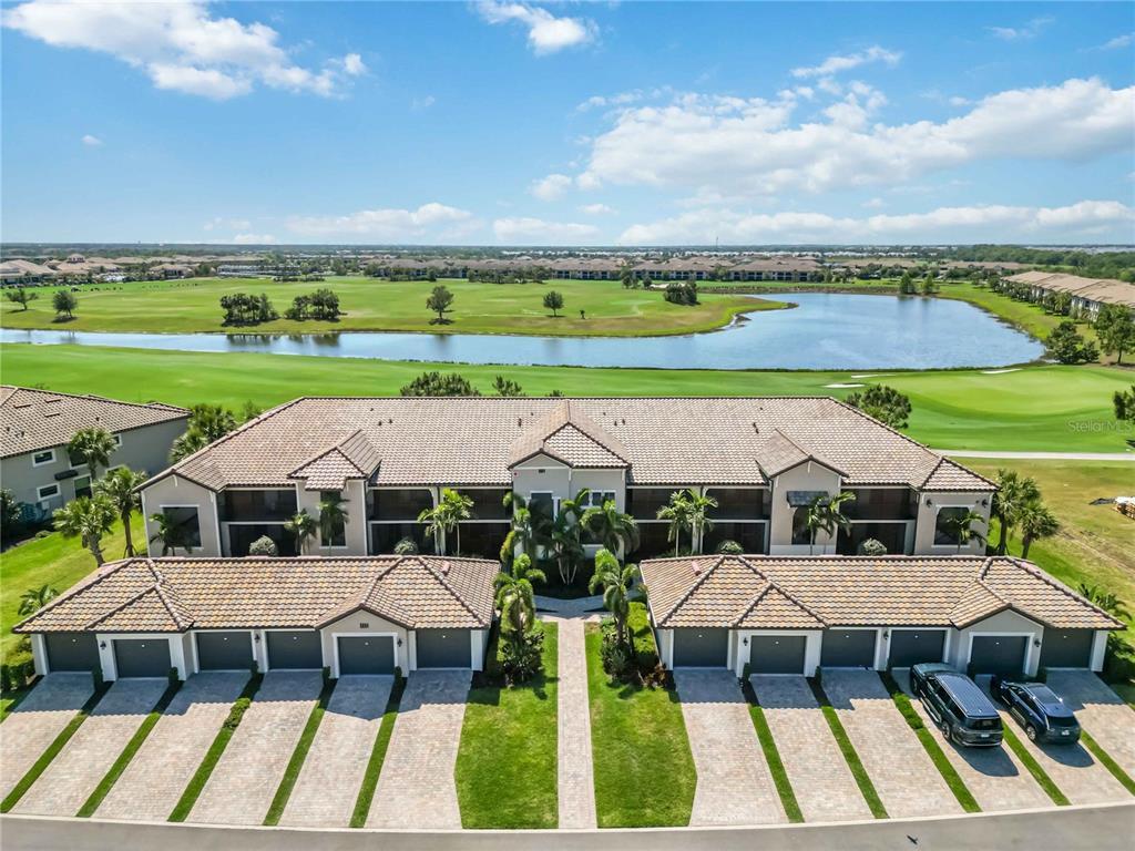 Picture of 5664 Palmer Circle Unit 102, Bradenton, FL 34211