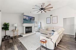 Picture of 2554 Brimhollow Drive, Valrico, FL 33596