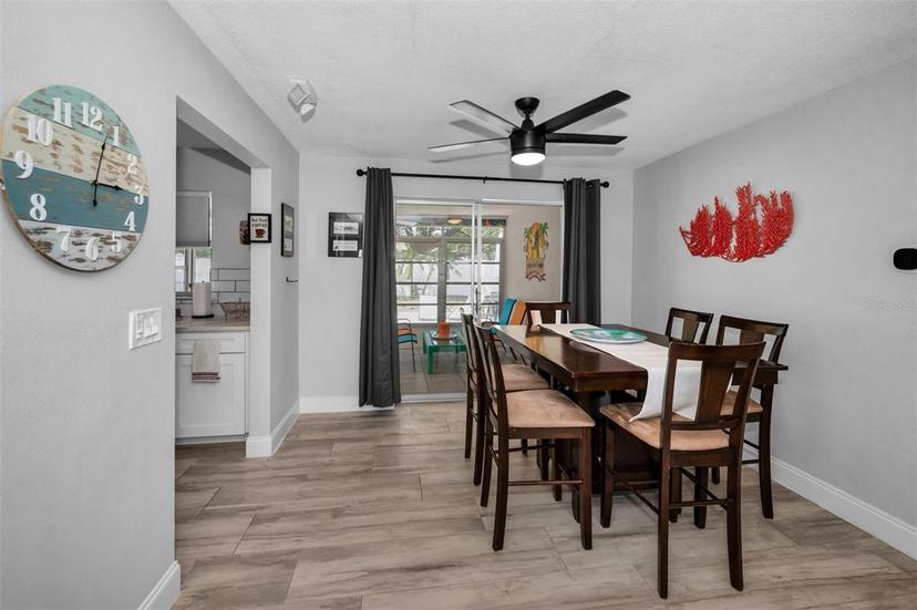 Picture of 1074 Woodbrook Drive S, Largo FL 33770
