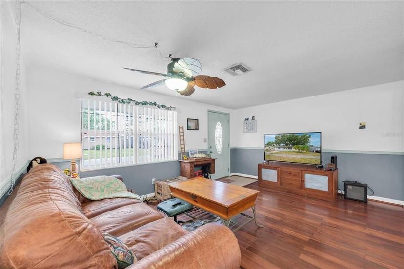Picture of 5875 92Nd Avenue N, Pinellas Park FL 33782
