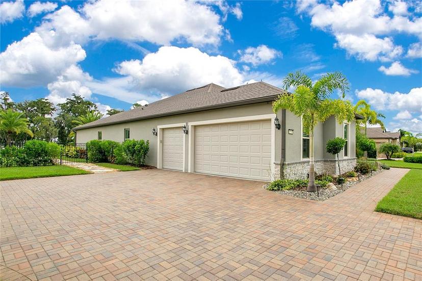 Picture of 17597 Sailfin Drive, Orlando FL 32820