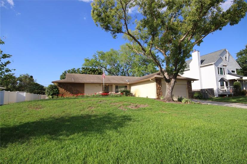 Picture of 1670 Palmwood Drive, Clearwater FL 33756