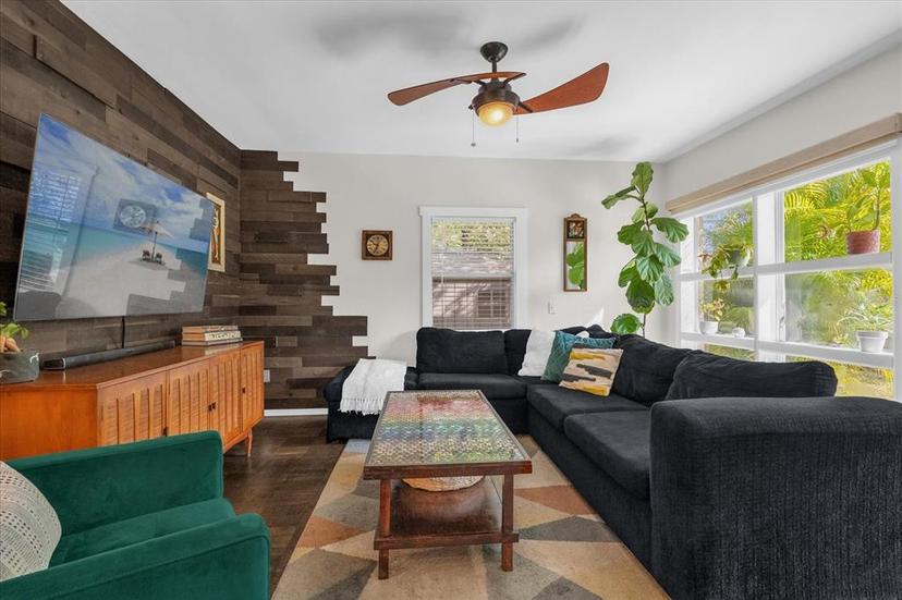 Picture of 526 S Crystal Lake Drive, Orlando FL 32803
