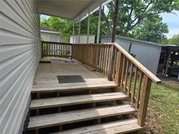 Picture of 119 Walt Lane, Satsuma, FL 32189