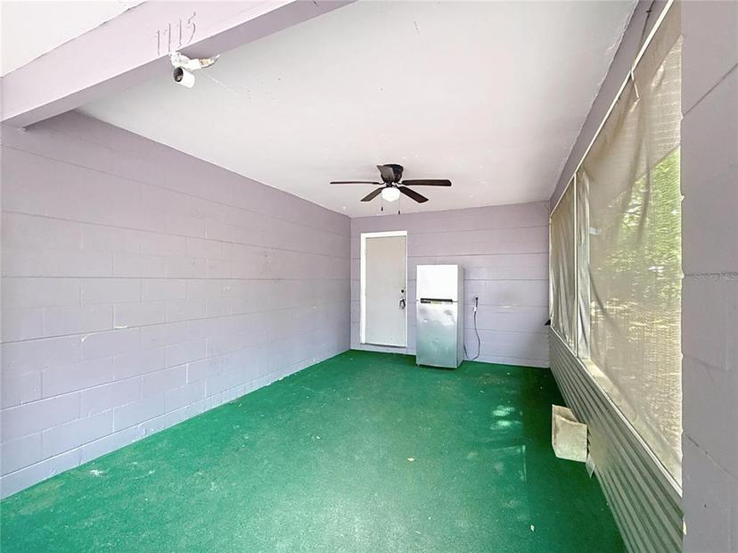Picture of 1715 NE 6Th Place, Gainesville FL 32641