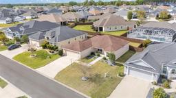 Picture of 3273 Sennett Circle, Oxford, FL 34484