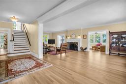 Picture of 1226 Serpentine Drive S, St Petersburg, FL 33705