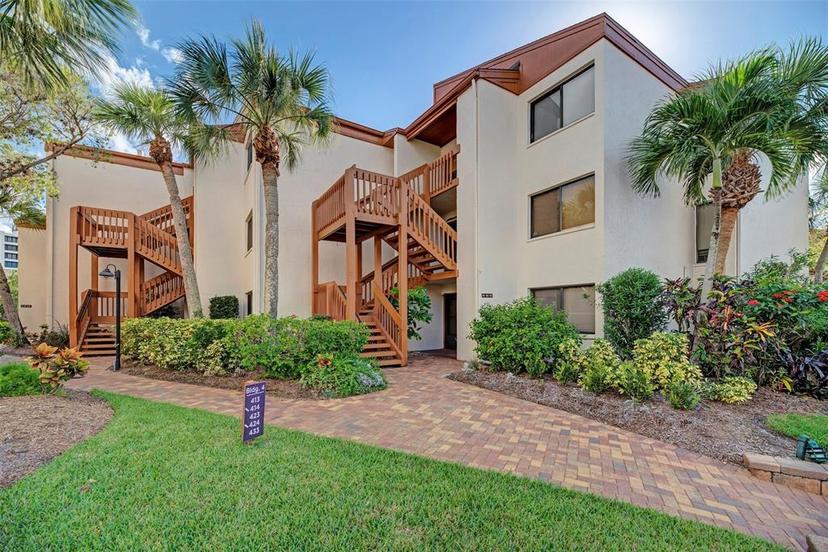 Picture of 1500 Cove Ii Place Unit 524, Sarasota FL 34242
