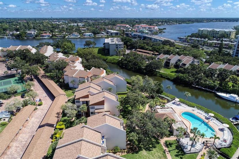 Picture of 1500 Cove Ii Place Unit 524, Sarasota FL 34242