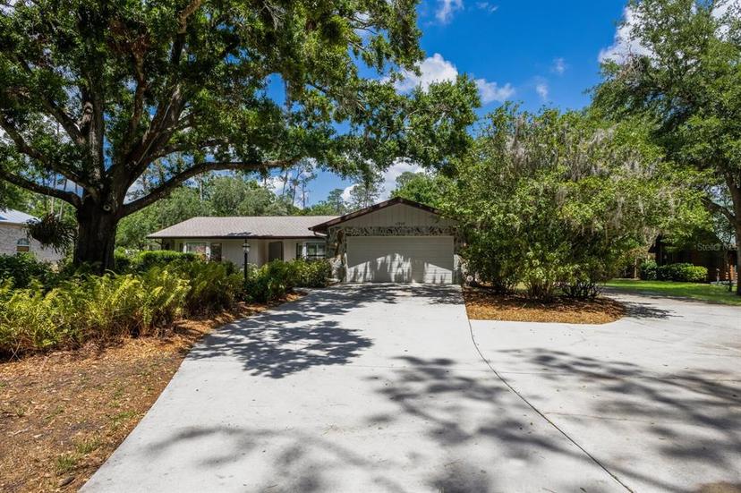 Picture of 10508 Oak Run Drive, Bradenton FL 34211