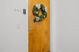 Picture of 475 2Nd Street N Unit 201, St Petersburg, FL 33701